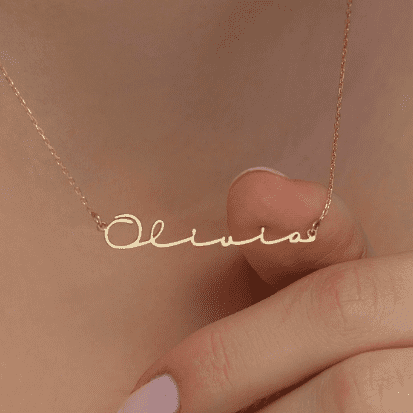 customize necklace of her name. valentine's day gift ideas for girlfriend.