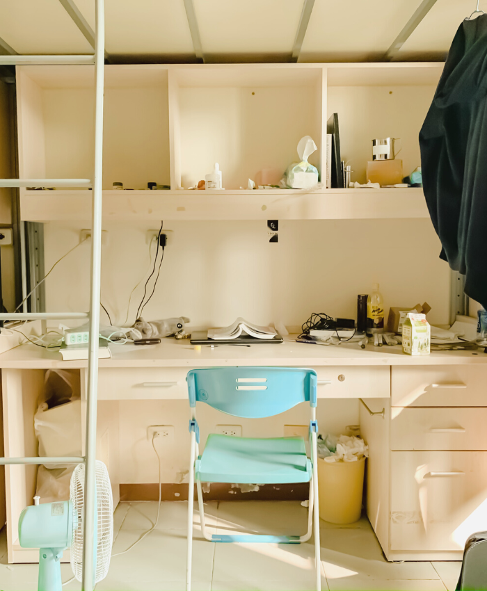 Dorm Room Essentials List | Things Every Freshman Need For College!